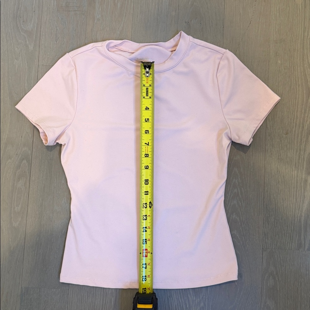 Trendy Queen Dusty Pink T shirt, Sz M, GUC - Picture 4 of 4
